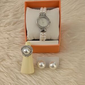 Elegant Pearl and Silver Women's Watch Set